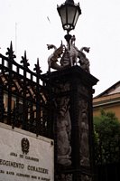 Click to see big picture (333x500 pixels; 36 KB)