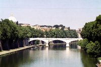 Click to see big picture (700x467 pixels; 72 KB)