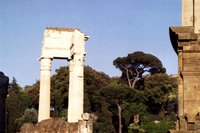 Click to see big picture (700x467 pixels; 69 KB)