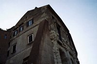 Click to see big picture (700x467 pixels; 53 KB)