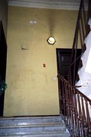 Click to see big picture (333x500 pixels; 32 KB)