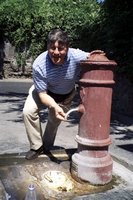 Click to see big picture (333x500 pixels; 54 KB)