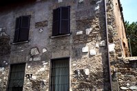 Click to see big picture (700x467 pixels; 113 KB)