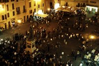 Click to see big picture (700x467 pixels; 76 KB)