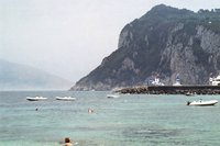 Click to see big picture (700x467 pixels; 61 KB)