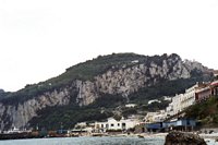 Click to see big picture (700x467 pixels; 64 KB)