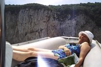 Click to see big picture (700x467 pixels; 69 KB)