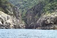 Click to see big picture (700x467 pixels; 84 KB)