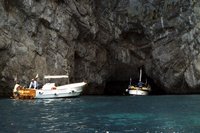 Click to see big picture (700x467 pixels; 80 KB)