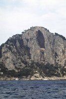 Click to see big picture (333x500 pixels; 41 KB)