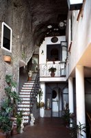 Click to see big picture (333x500 pixels; 47 KB)