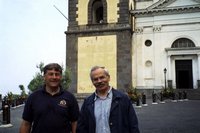 Click to see big picture (700x467 pixels; 63 KB)