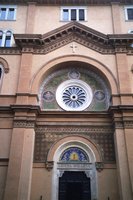 Click to see big picture (333x500 pixels; 44 KB)