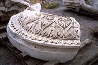 Click to see big picture (700x467 pixels; 98 KB)