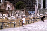 Click to see big picture (700x467 pixels; 104 KB)